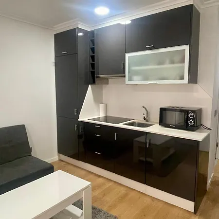 By Halo Garcia Barbon Con Parking Apartment